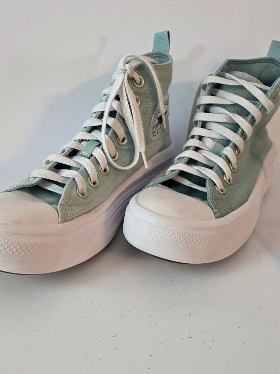 Converse All Stars Other - Converse Chuck Taylor All Star Move Platform High (Kids/Jr's), Size 4.5